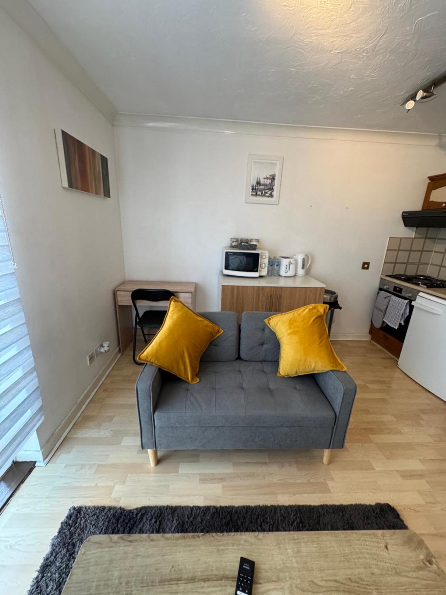 Cosy Flat In Canary Wharf, 02, 1 Double Bed Londres